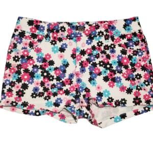 Daisy Floral Print Design Flower Button Shorts - Size 10